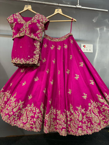 Fuchsia Paisley Heritage