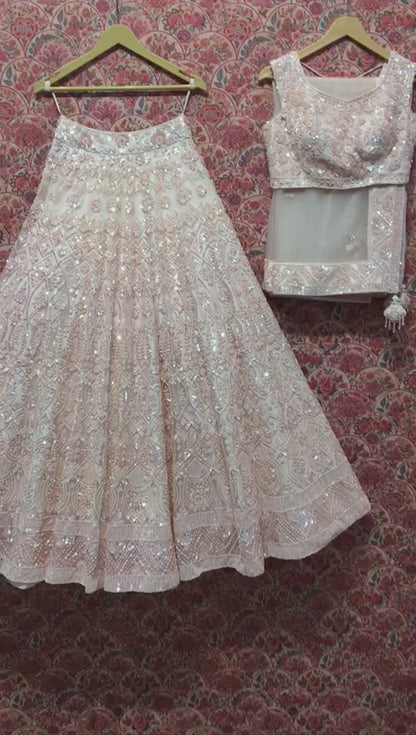 Ivory Lattice Heirloom