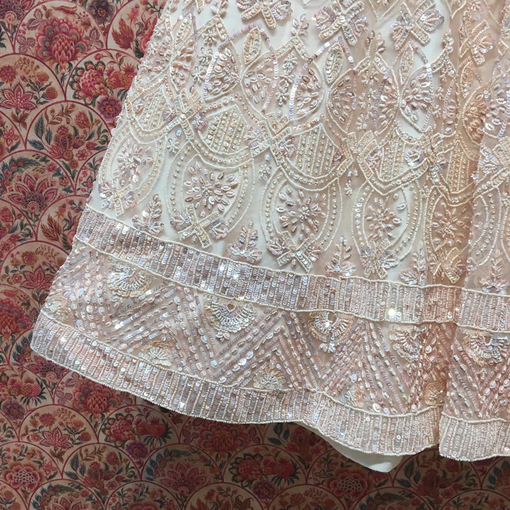 Ivory Lattice Heirloom